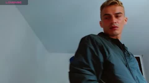 Bray Hotboy online show from October 11, 3:37 pm