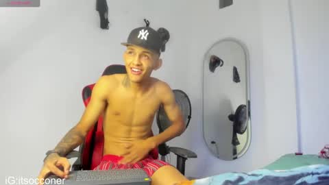 Snapshot of brayan_chevignon chatting on February 26, 5:57 am brayan_chevignon online show from February 26, 5:57 am
