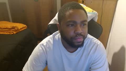 Breadw1nnah online show from March 8, 8:33 am