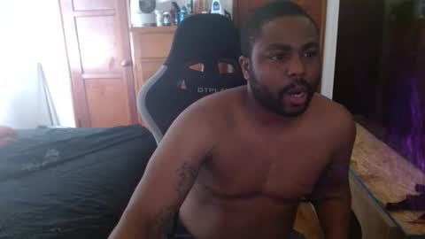 Breadw1nnah online show from April 5, 7:11 pm