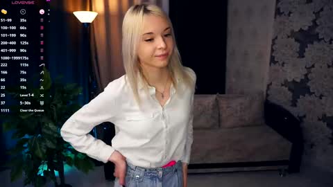 Mia Bunyard online show from February 19, 4:11 pm