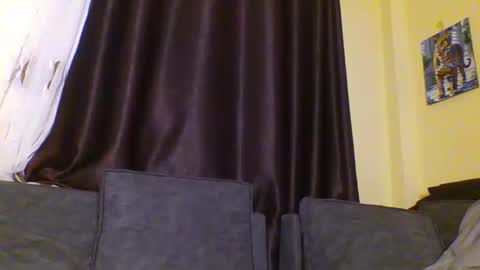 breelia online show from November 18, 2:47 am