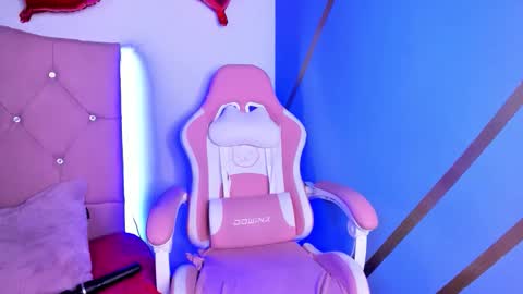 Brenda moris online show from January 19, 12:42 am