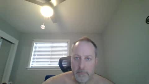 hey online show from March 4, 2:36 pm