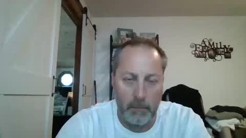 Snapshot of brettsky chatting on October 11, 7:50 pm hey online show from October 11, 7:50 pm