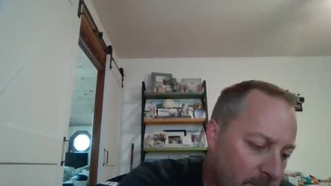 Snapshot of brettsky chatting on September 21, 8:24 pm hey online show from September 21, 8:24 pm