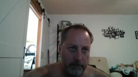 Snapshot of brettsky chatting on October 16, 8:51 pm hey online show from October 16, 8:51 pm