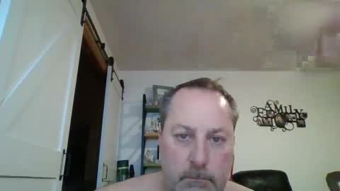 Snapshot of brettsky chatting on February 7, 11:23 am hey online show from February 7, 11:23 am