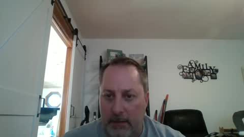 Snapshot of brettsky chatting on March 7, 9:38 pm hey online show from March 7, 9:38 pm