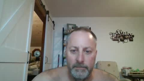 Snapshot of brettsky chatting on September 12, 11:29 pm hey online show from September 12, 11:29 pm