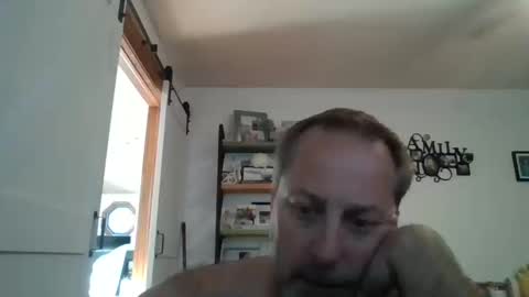 Snapshot of brettsky chatting on October 15, 8:42 pm hey online show from October 15, 8:42 pm