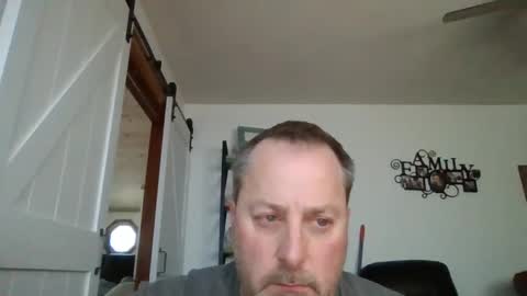 Snapshot of brettsky chatting on December 12, 1:28 pm hey online show from December 12, 1:28 pm