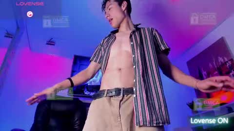 Snapshot of briam_hornet_ chatting on September 22, 9:19 pm BRYAM online show from September 22, 9:19 pm