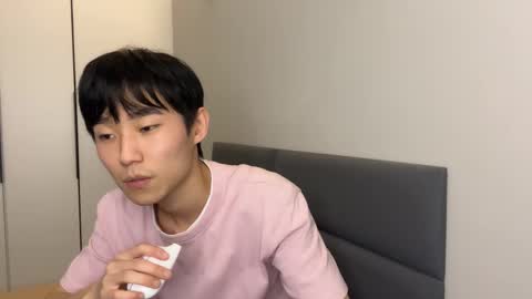 Snapshot of brian_stars chatting on February 21, 1:11 pm Brian boy online show from February 21, 1:11 pm