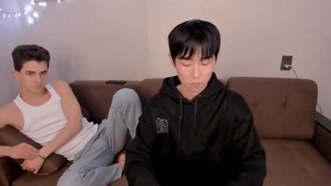 Snapshot of brian_stars chatting on February 8, 7:49 pm Brian boy online show from February 8, 7:49 pm