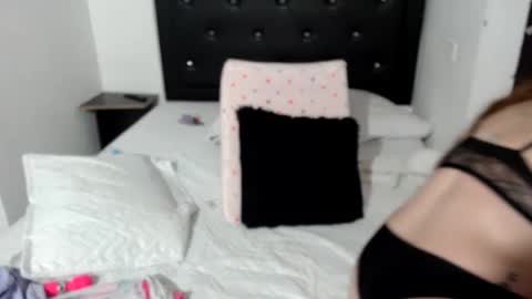 brianabarnes online show from February 12, 9:54 pm