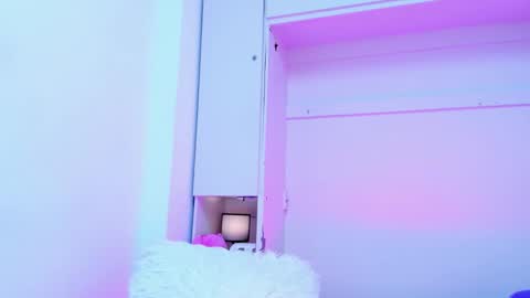 brianataylor1 online show from October 30, 8:42 pm