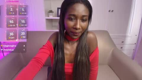 Snapshot of brianna_styles chatting on October 15, 2:07 pm brianna_styles online show from October 15, 2:07 pm