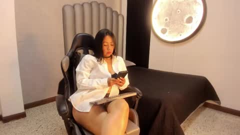 Briana online show from October 14, 4:04 am