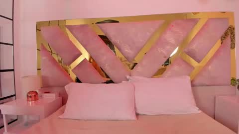 Brianna  online show from November 12, 3:47 pm