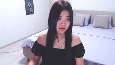 briannamenson online show from December 11, 5:58 pm