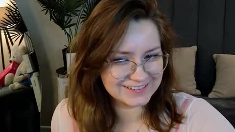 briarwynn online show from January 13, 4:20 am