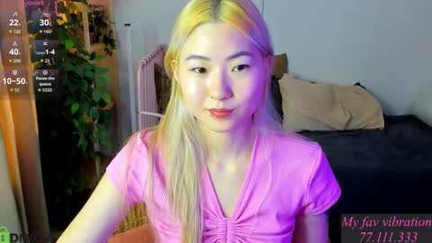 Snapshot of bridgetbottrel chatting on September 23, 6:51 am Bridget online show from September 23, 6:51 am