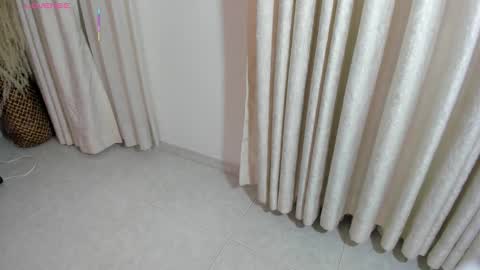    online show from October 10, 12:11 pm