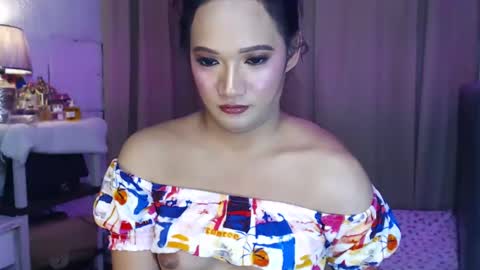 Snapshot of bridgettlovesyou chatting on February 6, 7:13 am BRIDGETT online show from February 6, 7:13 am