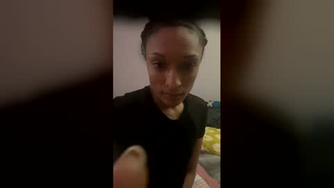 briellenicole22204890 online show from February 2, 4:42 am