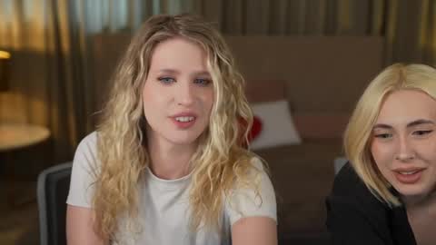 Diamonds Girls online show from April 3, 2:57 pm