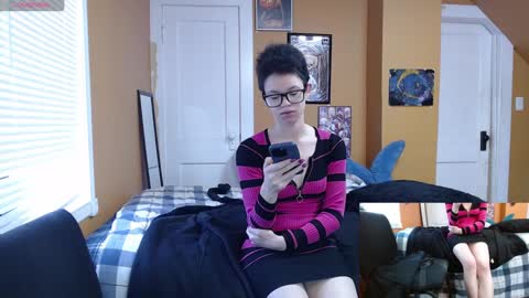 Strawberry online show from January 3, 4:37 pm