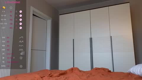 Amina Adelina online show from March 12, 5:00 am