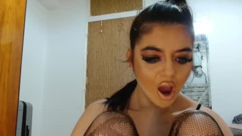Snapshot of brigittebia777 chatting on October 9, 1:44 am brigittebia777 online show from October 9, 1:44 am