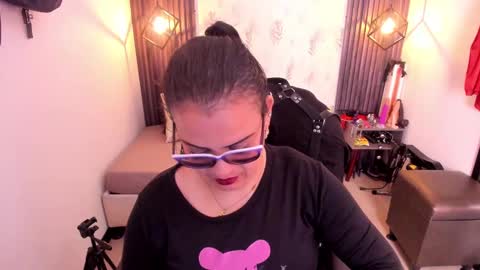 BRIGITTE online show from March 5, 4:02 pm