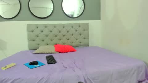 briitney_tovar online show from November 22, 10:40 pm