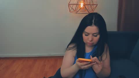 brilliantegirl_ online show from April 11, 12:42 pm