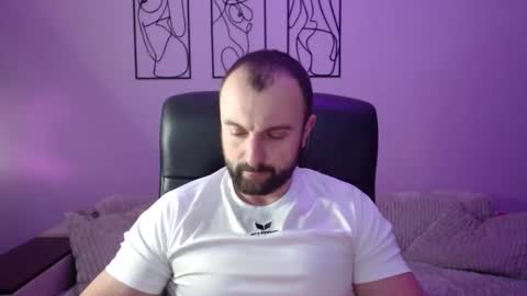 brindlefly69 online show from January 15, 11:19 am