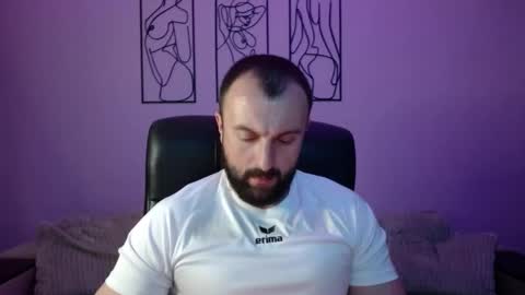 brindlefly69 online show from May 12, 10:24 am