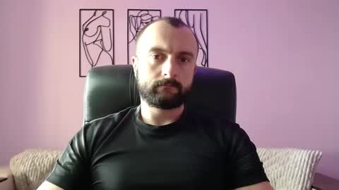 Snapshot of brindlefly69 chatting on March 10, 11:23 am brindlefly69 online show from March 10, 11:23 am