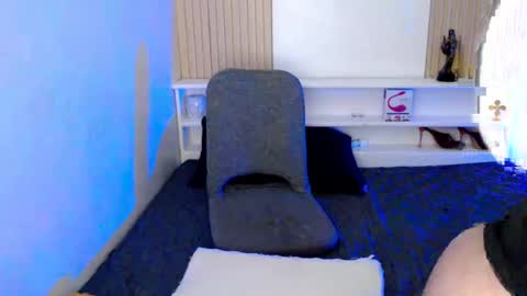 brinna online show from January 29, 4:05 am