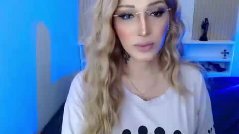 brinna online show from January 27, 3:15 am