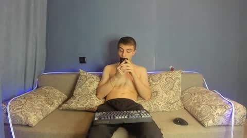 bristlebback online show from October 29, 7:14 pm