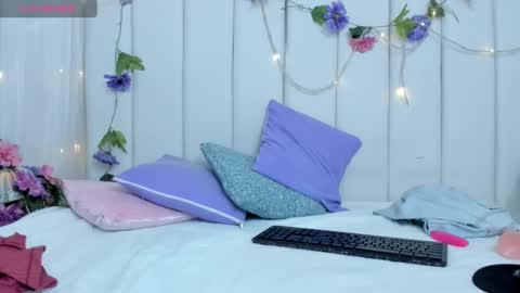 Brithany Rousee online show from March 12, 10:39 pm