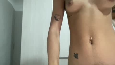 Snapshot of brithneysquirt chatting on March 7, 3:28 pm brithneysquirt online show from March 7, 3:28 pm