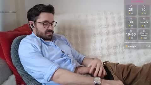 Callum online show from February 4, 1:04 pm