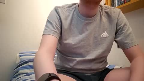 British Tom online show from November 13, 2:36 am