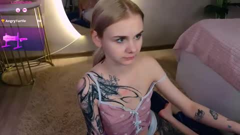 Britney online show from February 20, 8:58 pm