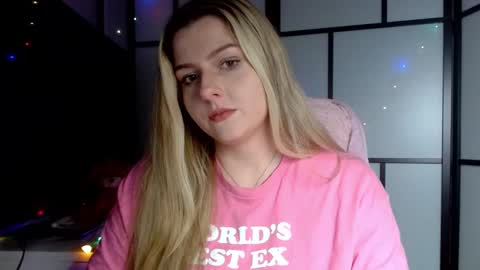 BritneyGlow online show from December 7, 9:17 pm