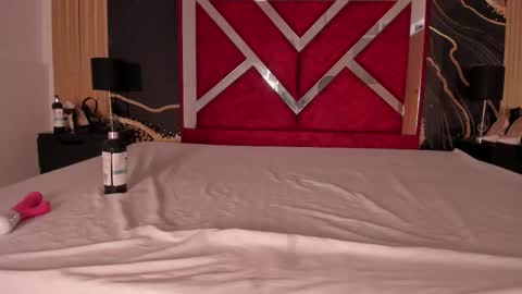 Snapshot of britneysweet_ chatting on September 25, 9:44 pm BritneySweet online show from September 25, 9:44 pm